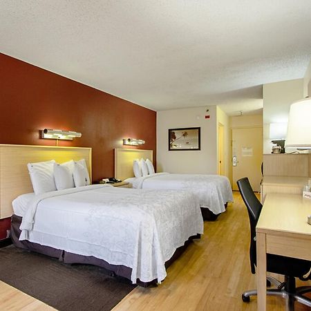 Red Roof Inn Plus+ Уест Палм Бийч Екстериор снимка