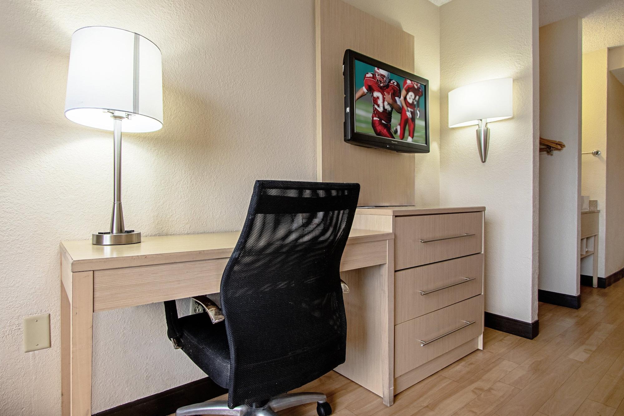 Red Roof Inn Plus+ Уест Палм Бийч Екстериор снимка