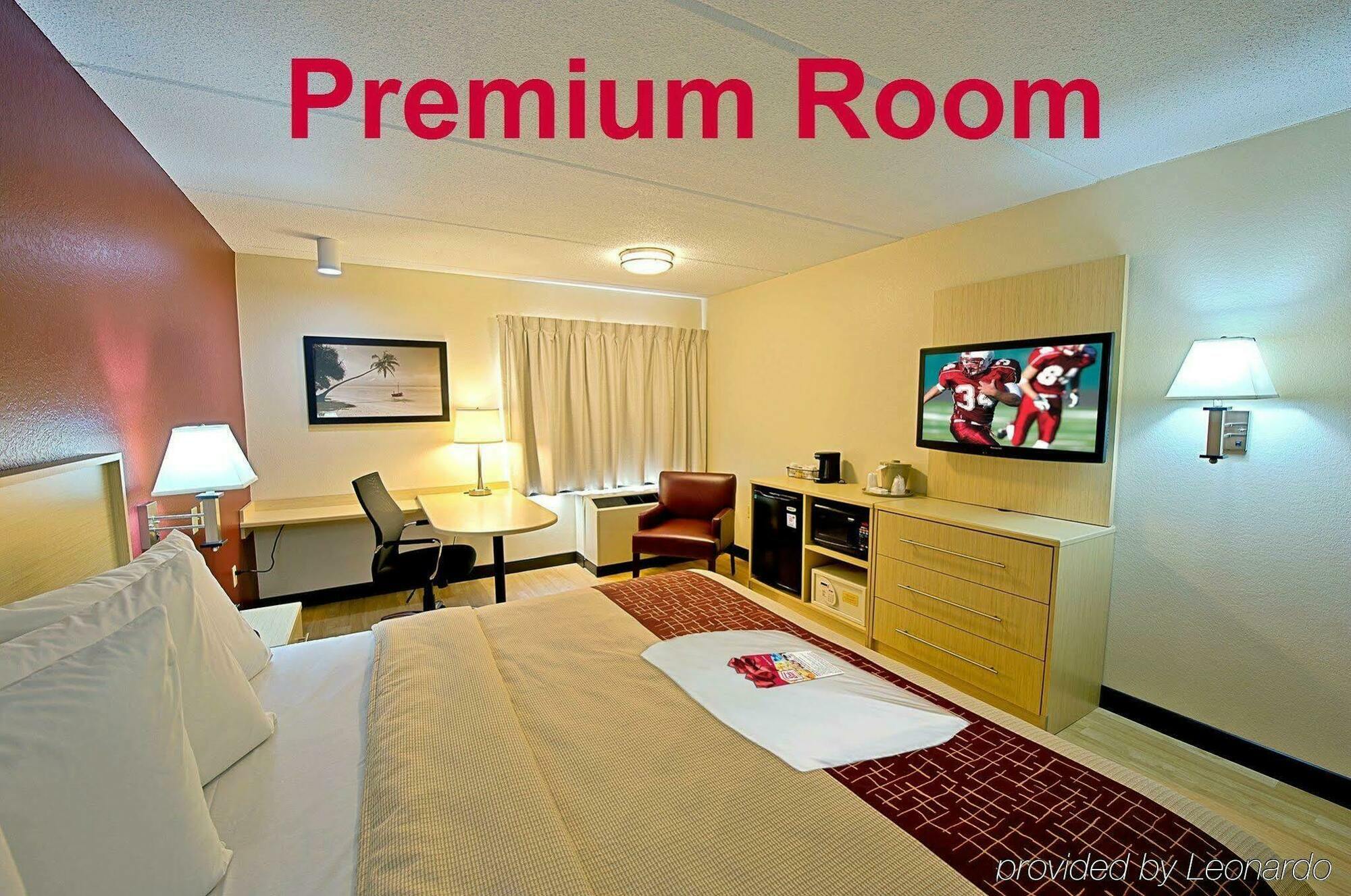 Red Roof Inn Plus+ Уест Палм Бийч Екстериор снимка